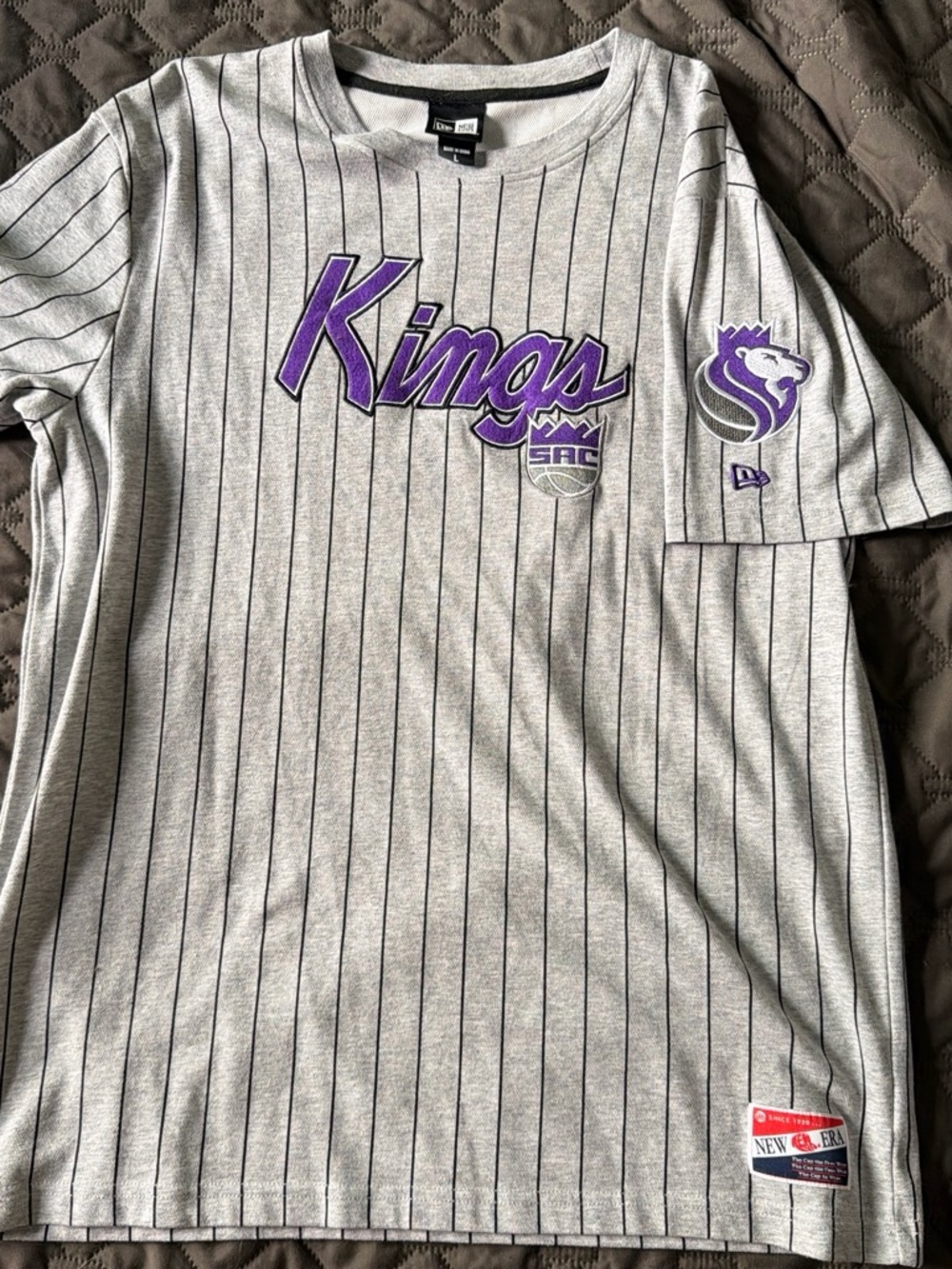 New Era Sacramento Kings Gray Pinstripe Tee with Purple Logo